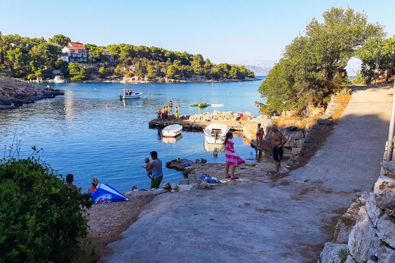 Apartments By The Sea Basina, Hvar - 11817 Vrbanj Екстериор снимка