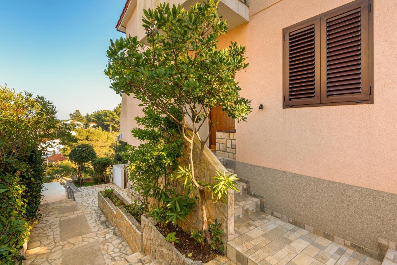 Apartments By The Sea Basina, Hvar - 11817 Vrbanj Екстериор снимка